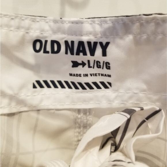 Old Navy Men's Shorts Board Shorts Swim Trunks Size L / 36 - Picture 2 of 9
